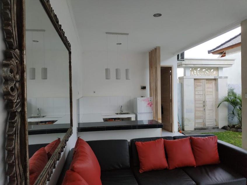 Villa Santika Banjar  Luaran gambar